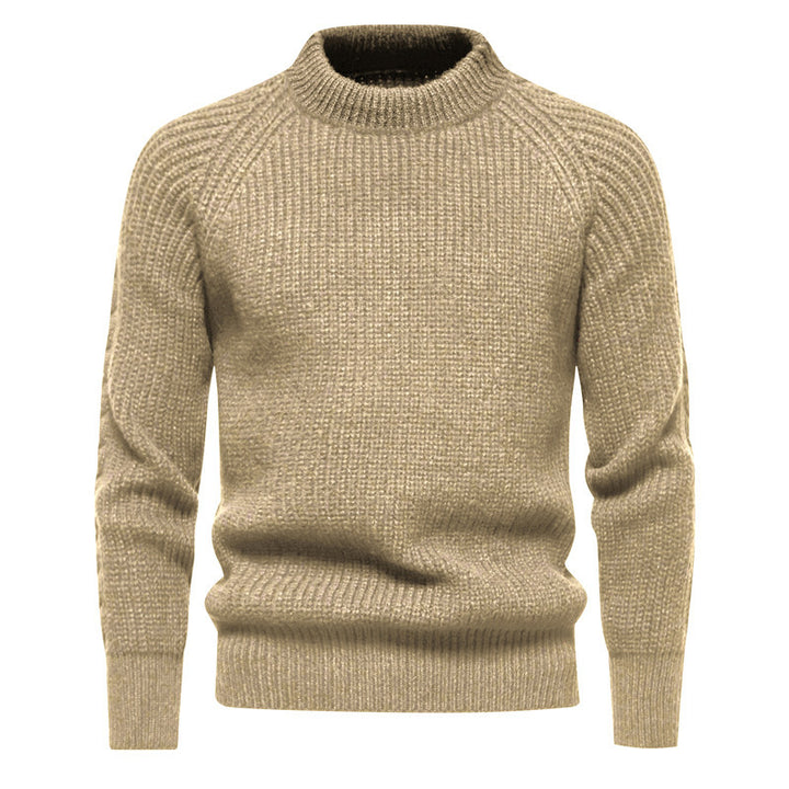 Men's chunky knit sweater with high collar and timeless design Lune London