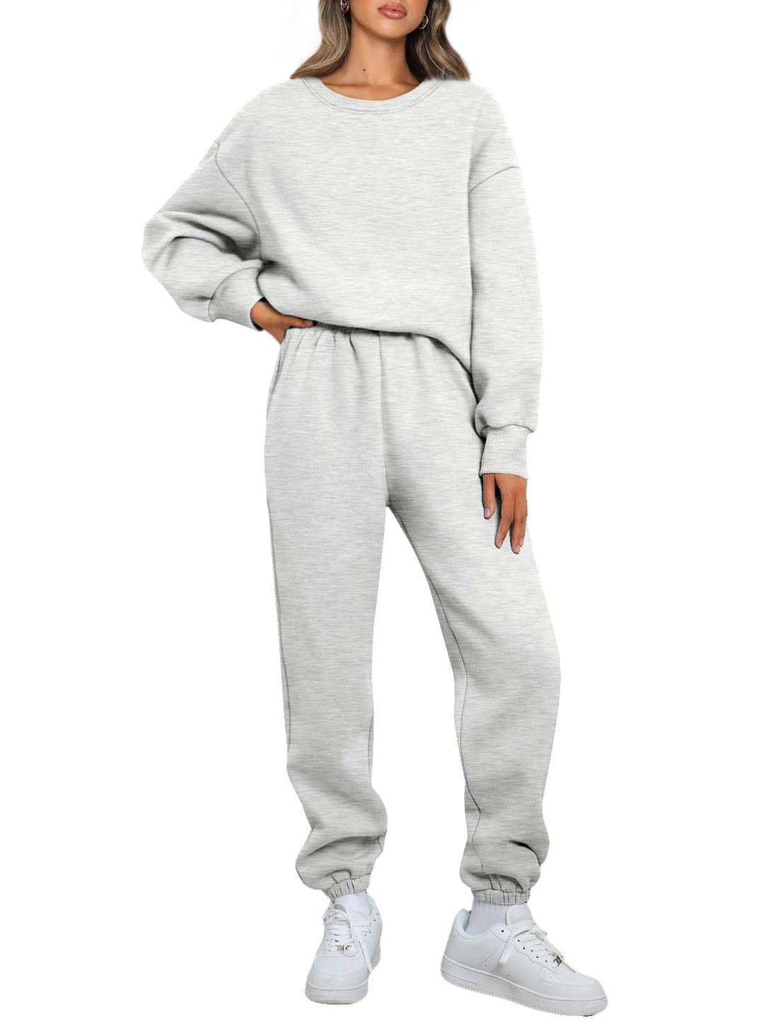 Women's comfortable leisure suit with oversized cut and elastic waistband Chic & Stil