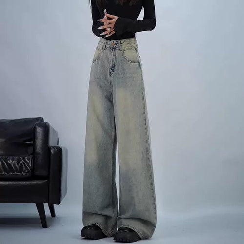 Lune London | Women's trendy baggy jeans with high waistband and wide legs