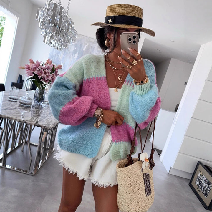 Cardigan de loisirs pour femmes avec des manches volumineuses et un motif géométrique Chic & Stil