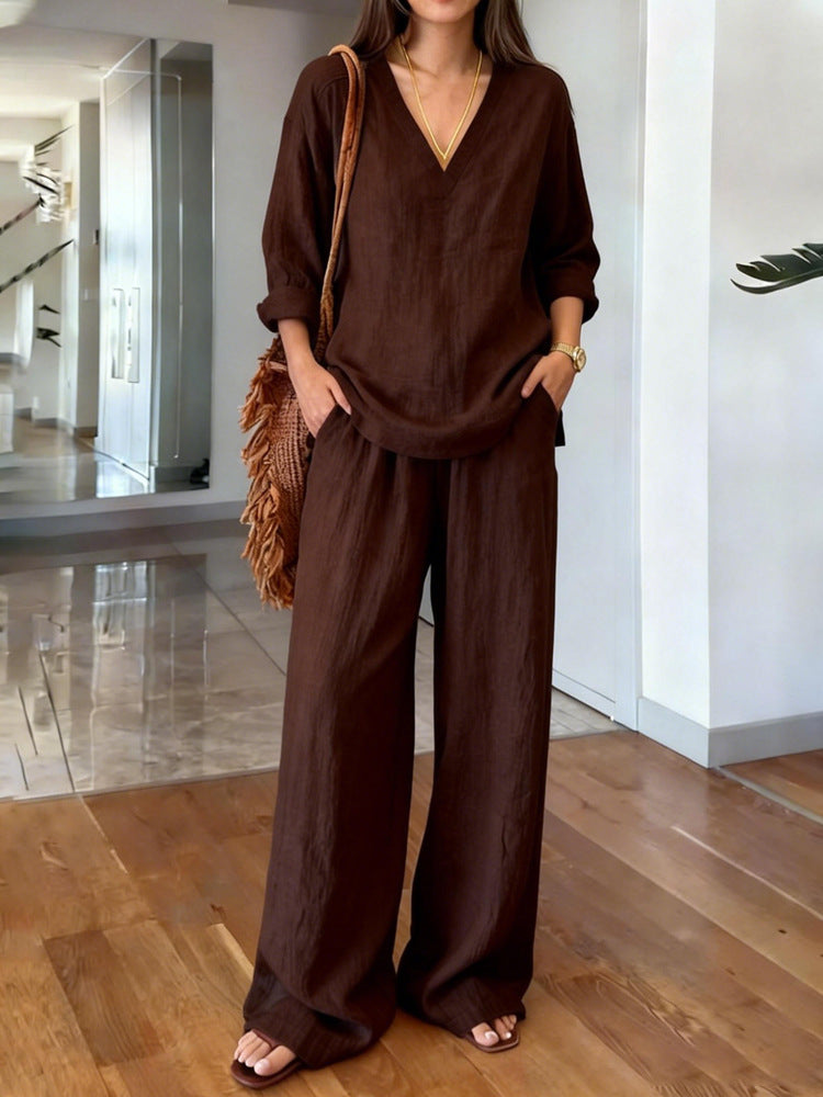 Women's Lightweight Summer Pants with Loose Fit and V-Neck Shirt Lune London