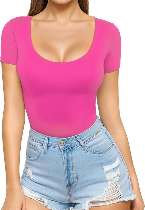 Women's fitted short-sleeve bodysuit with round neckline and seamless design Lune London