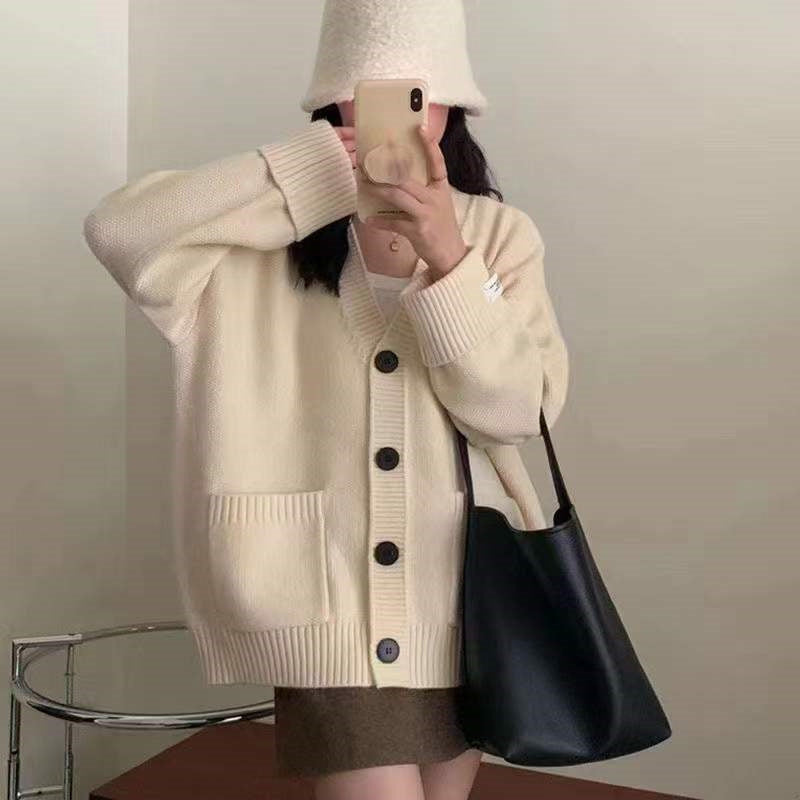 Cardigan Décontracté Surdimensionné pour Femmes avec Grandes Poches et Détails de Boutons Chic & Stil