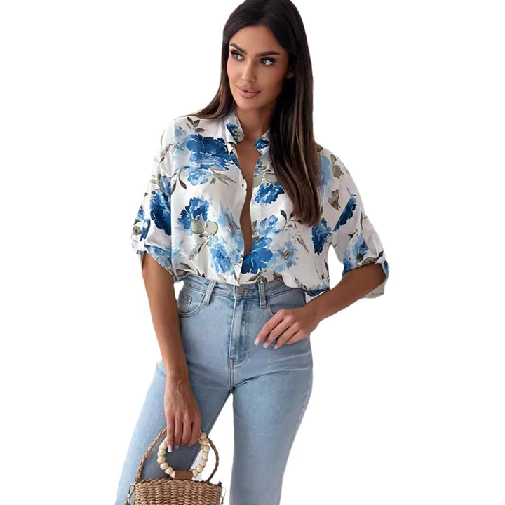 Blouse for women with floral design and casual fit Lune London