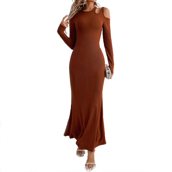Robe maxi pour femmes avec un design découpé élégant et une coupe flatteuse pour la silhouette Chic & Stil