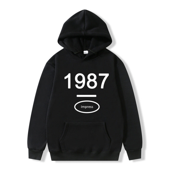 Women's hooded sweatshirt with practical kangaroo pocket design Lune London