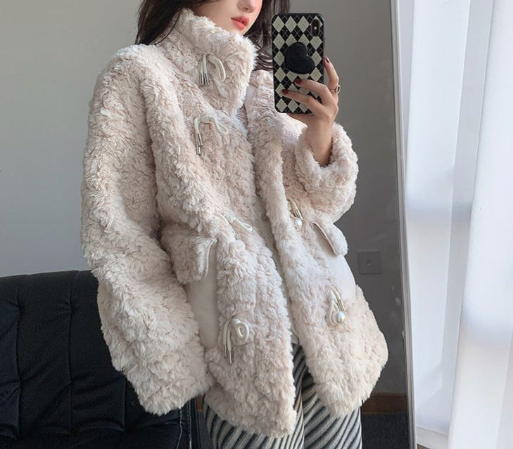 Veste de transition en peluche pour femmes avec des boutons décoratifs Chic & Stil