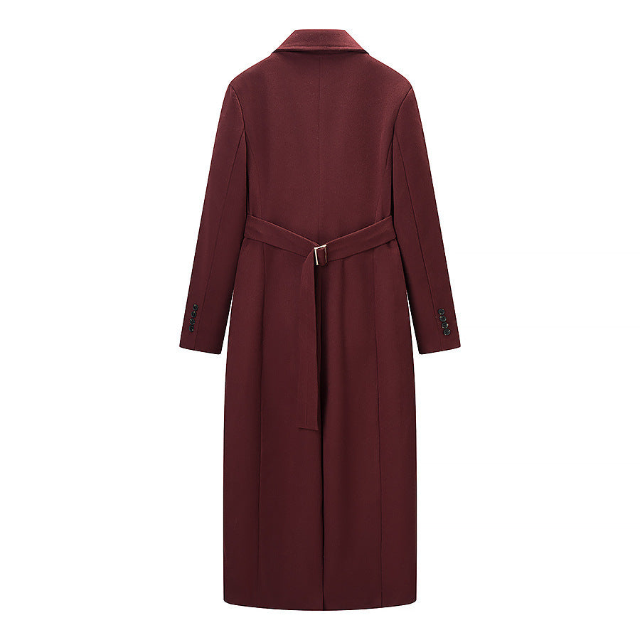 Manteau trench élégant pour femme au design minimaliste avec poches pratiques Chic & Stil