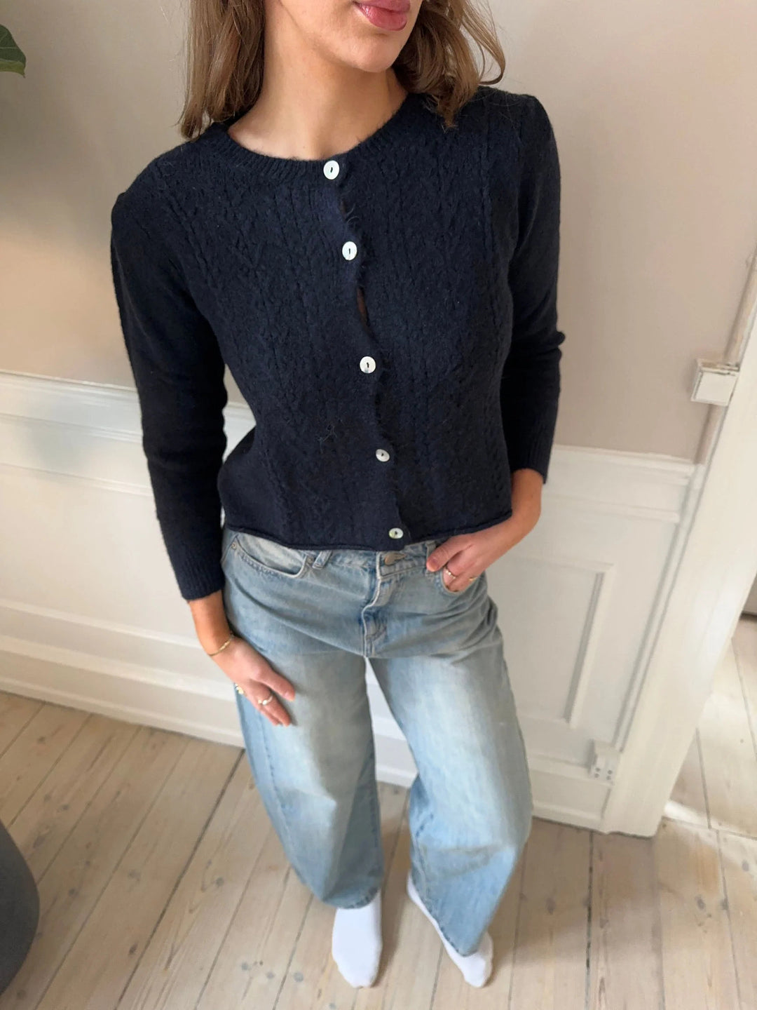 Women's cardigan with button details and fine texture Lune London