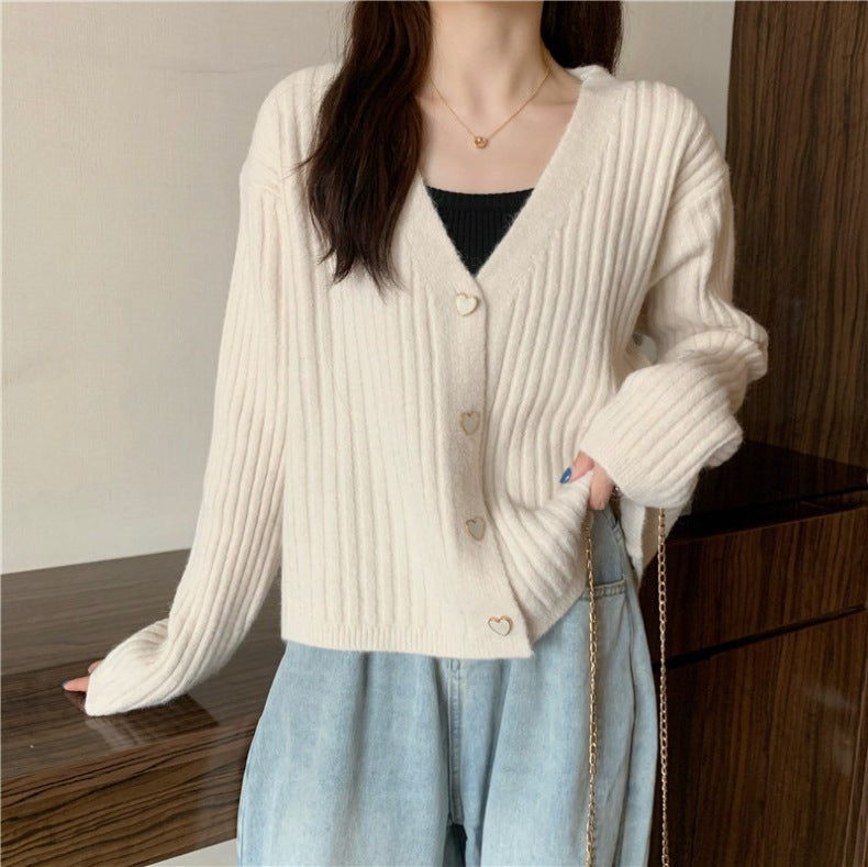 Ribbed knit cardigan for women with heart-shaped buttons Lune London