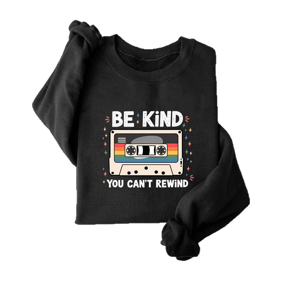Sweatshirt femme avec design de cassette vintage et lettrage inspirant Chic & Stil