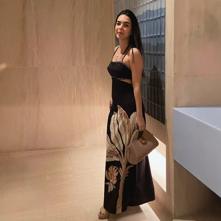 Maxi dress for women with floral print and elegant straps Lune London