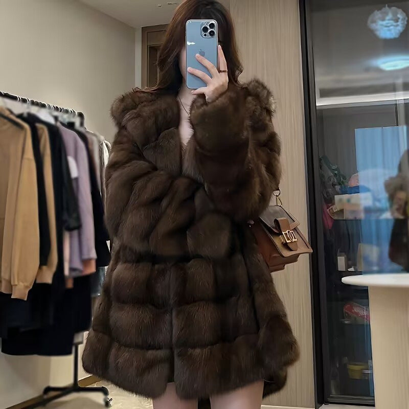 Ladies Faux Fur Coat with Loose Cut Lune London