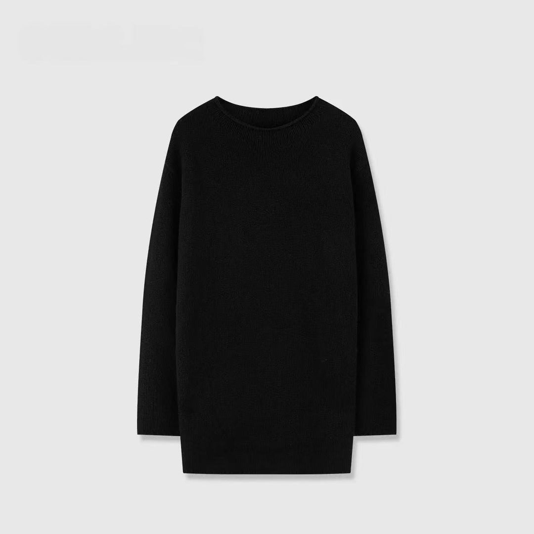 Comfortable knitted sweater for women with a loose fit and round neck Lune London