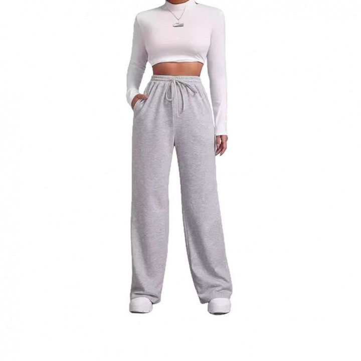 Women's sweatpants with comfortable fit and elastic waistband Lune London