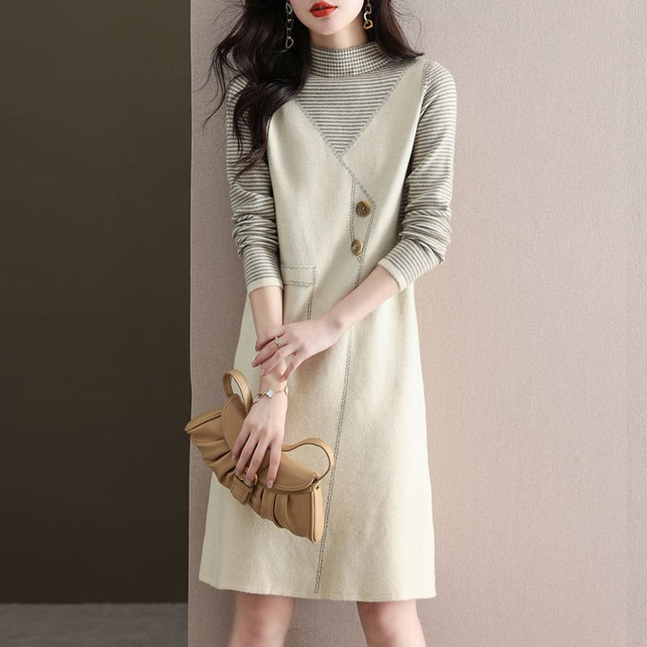 Robe portefeuille pour femmes avec détail de bouton latéral Chic & Stil