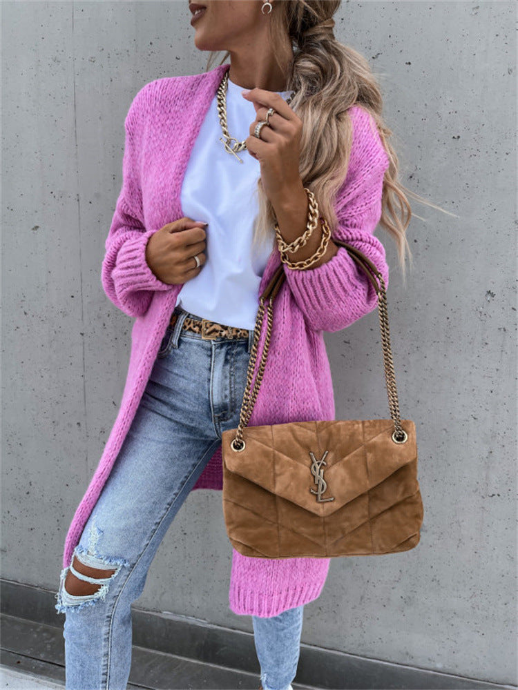 Chunky knit cardigan for women with a relaxed fit and trendy details Lune London