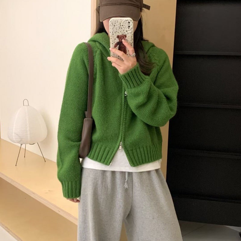 Gilet à capuche confortable pour femmes avec fermeture éclair et grandes poches Chic & Stil