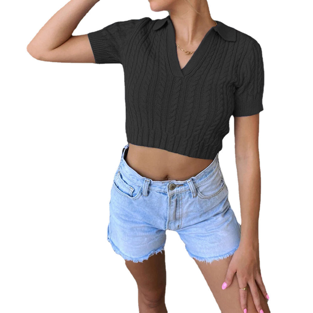 Short sweater with short sleeves for ladies with V-neck and elegant cable structure Lune London