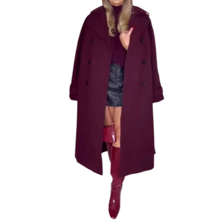 Oversized trench coat for women with double-breasted buttons and generous pockets Lune London
