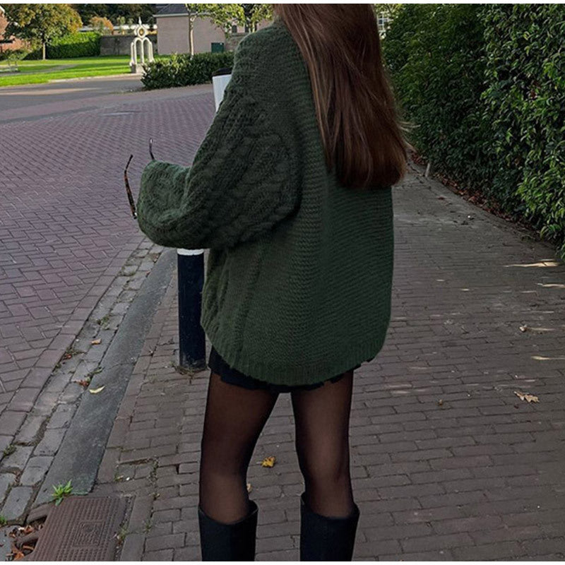 Ladies Large knitted sweater with twisted pattern Lune London