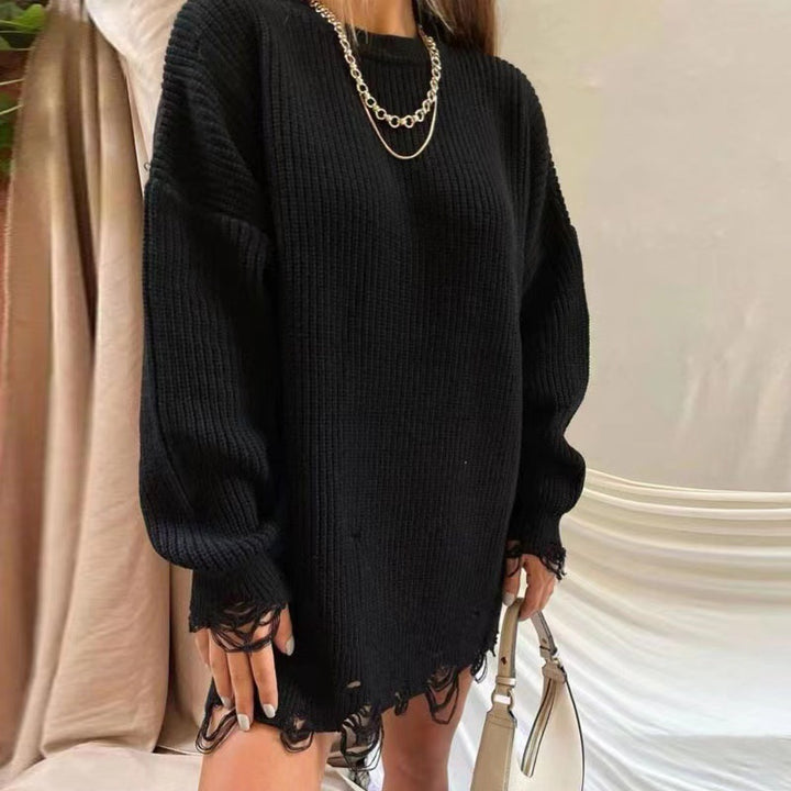 Thick knit dress for women with a relaxed fit and chic fashion details Lune London