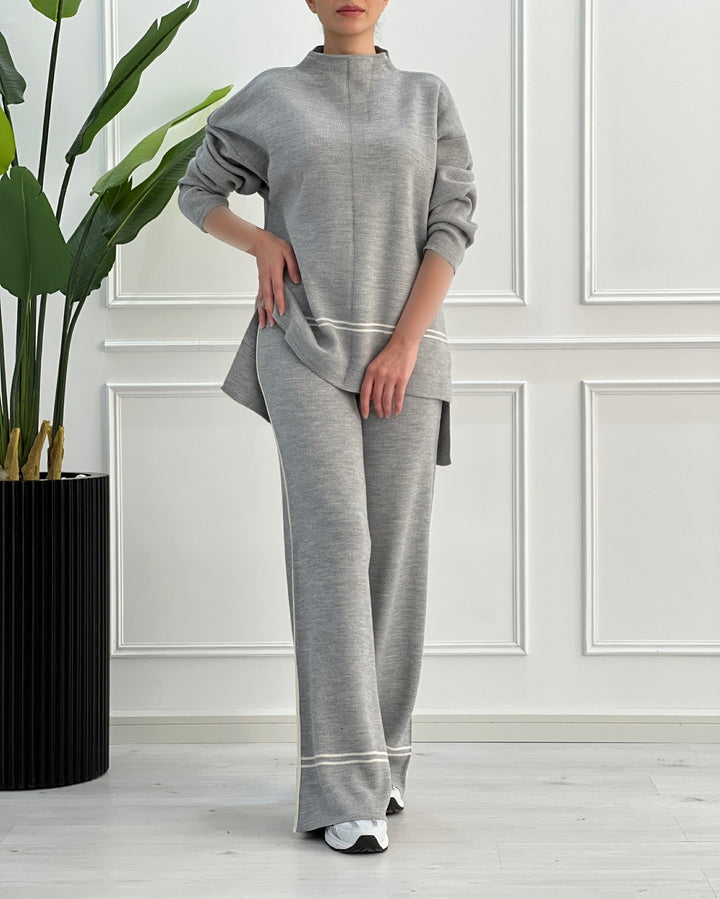 Relaxation set for women with nostalgic stripes Lune London
