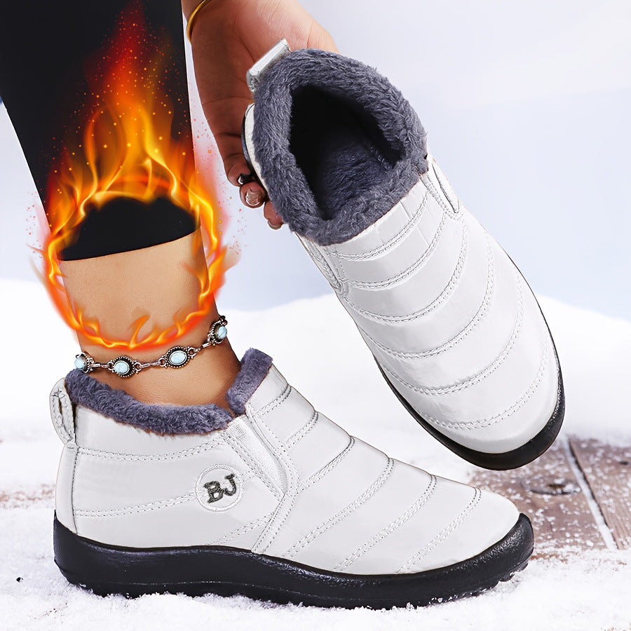 Comfortable winter boots for women with cozy lining and non-slip sole Lune London