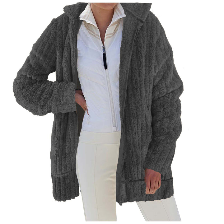 Ladies Cozy Fleece Jacket with High Collar and Chic Voluminous Cut