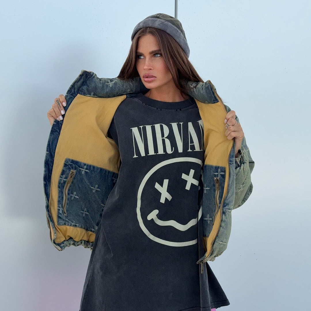 Oversized denim jacket for women with a quilted design and impressive details Lune London