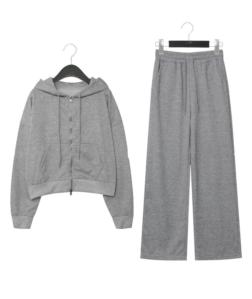Women's sporty hoodie and pants set Chic & Stil