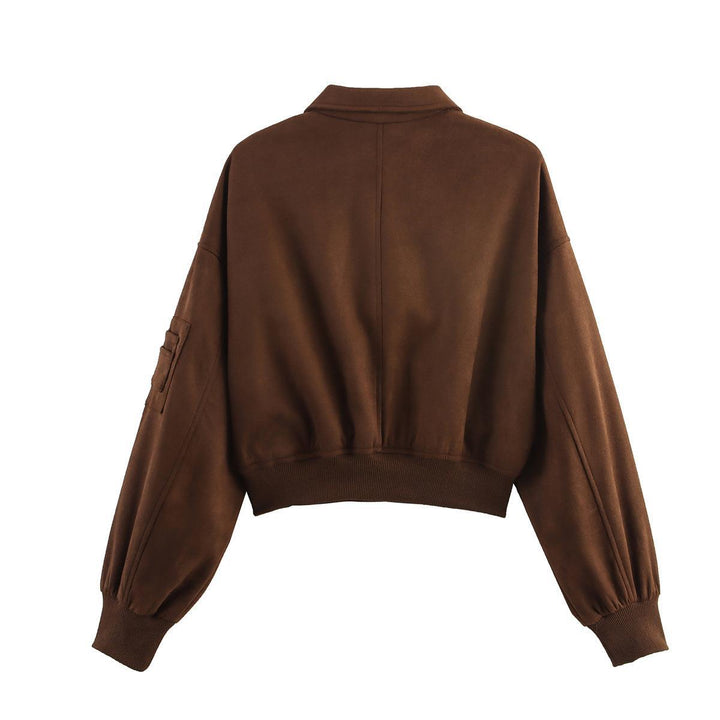 Lune London fashionable cropped jacket for women with practical zippered pockets and elegant silhouette