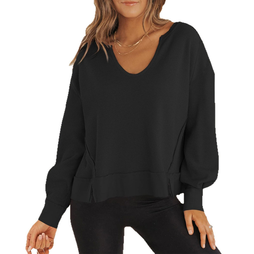 Women Casual Sweater with V-neck and Side Slits Lune London