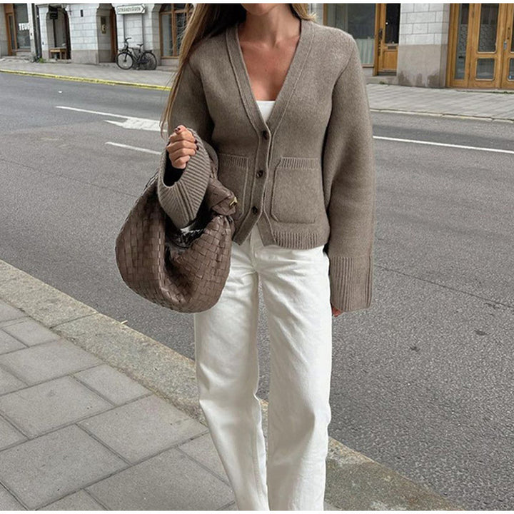 Ladies casual knit cardigan with a nice button placket and practical pockets Lune London