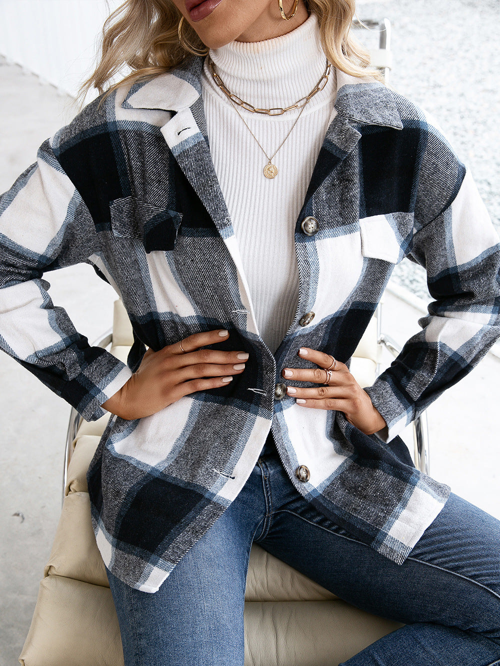 Checked shirt for women with pockets and trendy cut Lune London