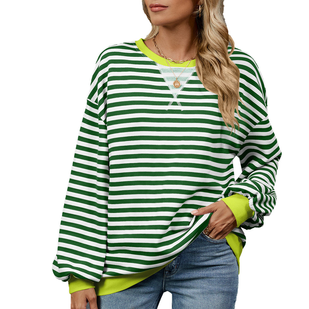Casual women's sweatshirt with a trendy striped pattern and wide-cut sleeves Lune London