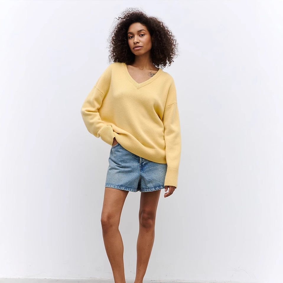 Ladies Oversized V-Neck Knit Sweater Lune London