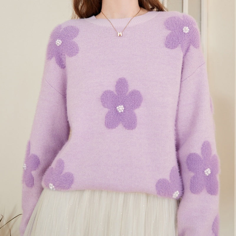 Cozy knitted sweater for women with pearl accents Lune London