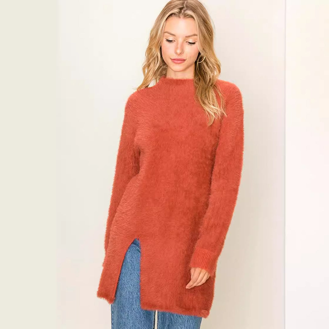 Long comfortable sweater for women with side slits and soft material Lune London