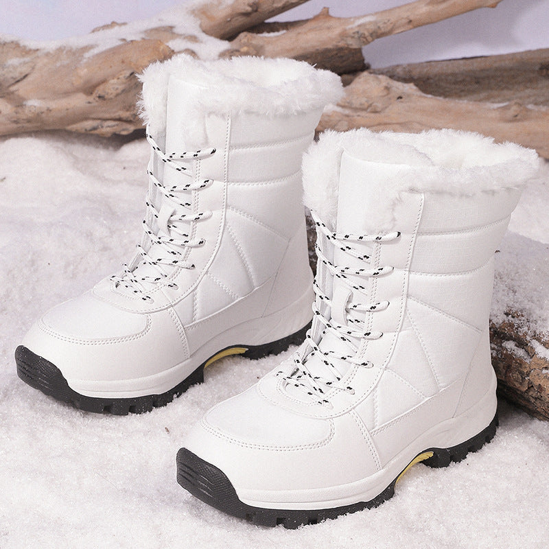 Women's winter boots with insulating lining and non-slip sole Lune London