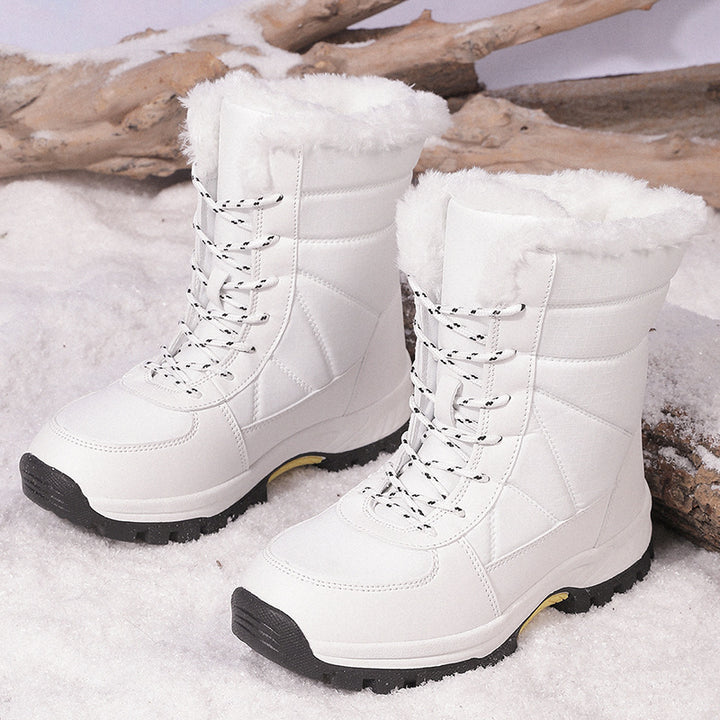 Women's winter boots with insulating lining and non-slip sole Lune London