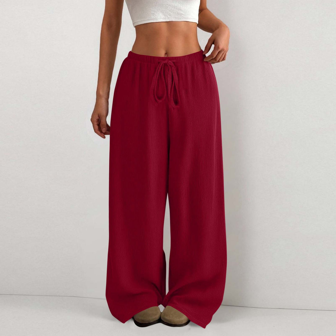 Loose summer pants for women in lightweight fabric with elastic Lune London