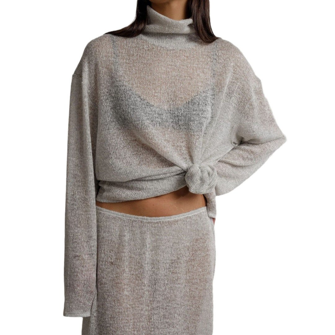 Women’s elegantly cut knit top with trendy skirt Lune London