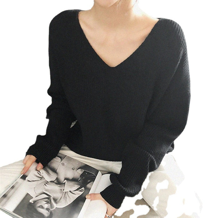 Women's chunky knit V-neck sweater with relaxed fit and voluminous sleeves Lune London