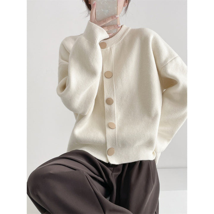 Cardigan womens cozy avec détails de boutons et coupe moderne Chic & Stil