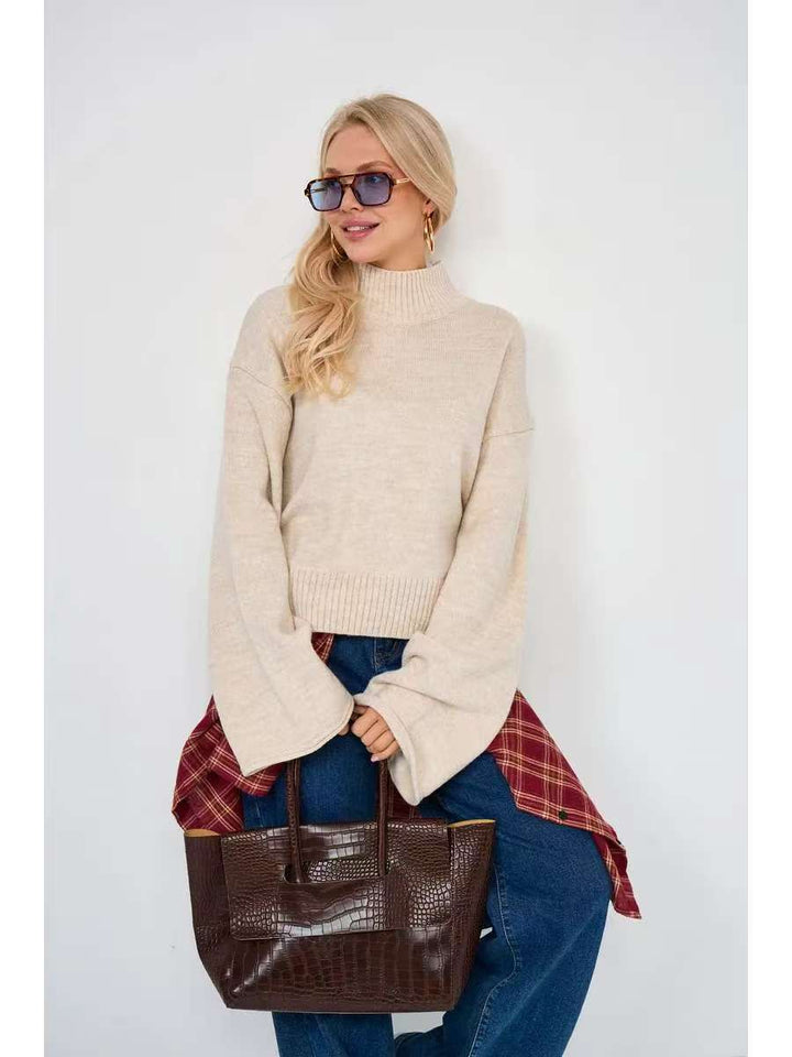 Ladies elegant oversized sweater with a loose fit and high collar Lune London