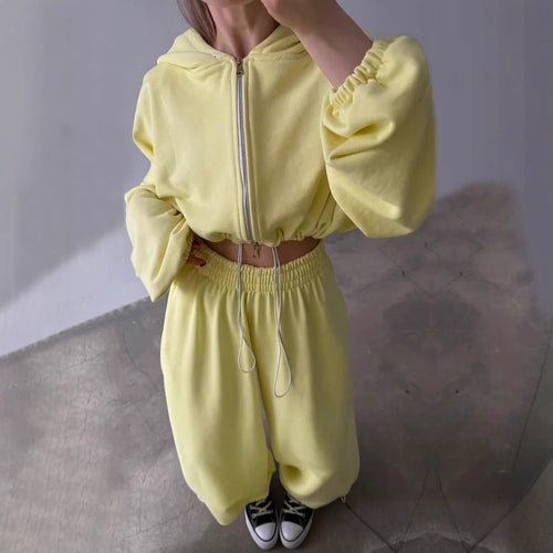 Women's sports set with casual oversized hoodie and wide pants Lune London