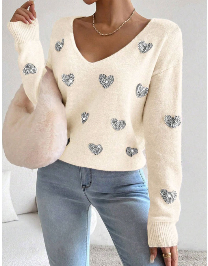 Pull surdimensionné pour femmes avec décolleté en V profond et motif cœur Chic & Stil