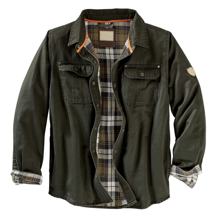Functional flannel shirt for men with a practical pocket layout and an attractive checkered design Lune London