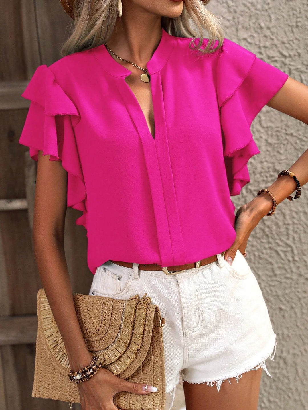 Women Elegant top with voluminous ruffled sleeves and V-neck Lune London
